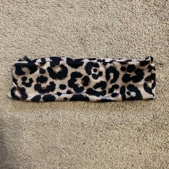 Nasty Gal Bandeau Leopard Bikini Top Sz 2 XS - Picture 3 of 6